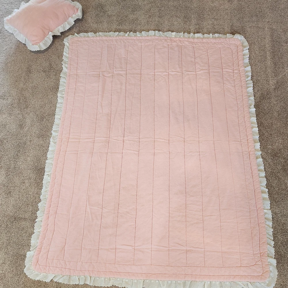 Chic Pink Quilt with Ruffle Edges - Picture 3 of 3